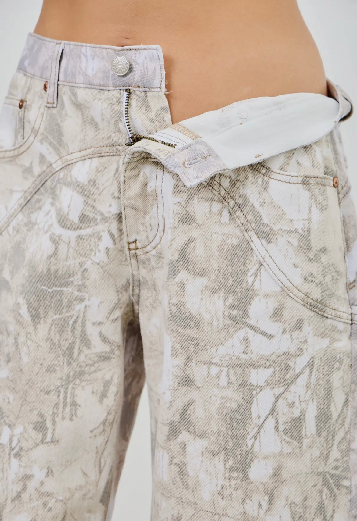 Camo Barrel Jeans