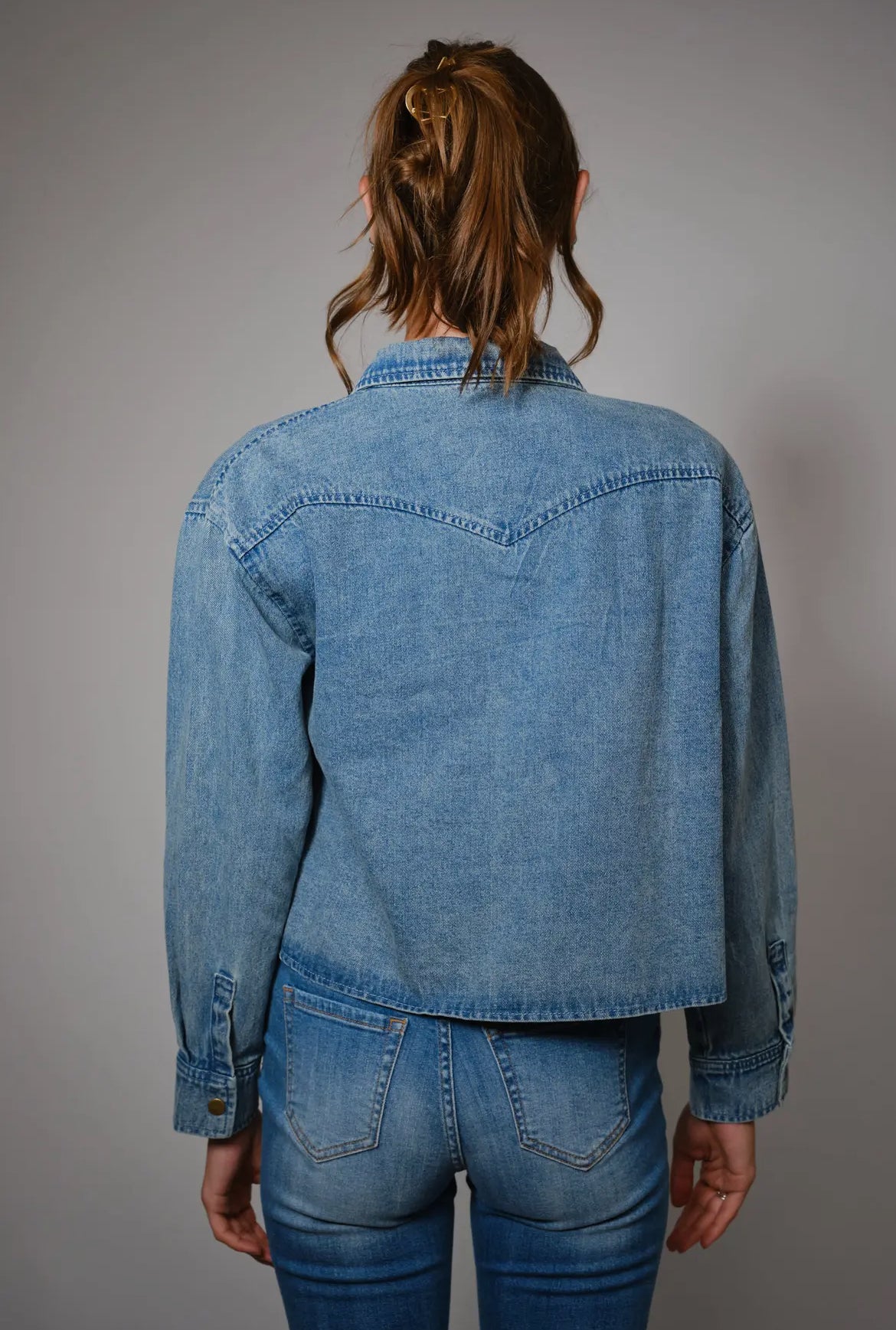 Horse cropped shirt (pre order available ships Oct 13th)