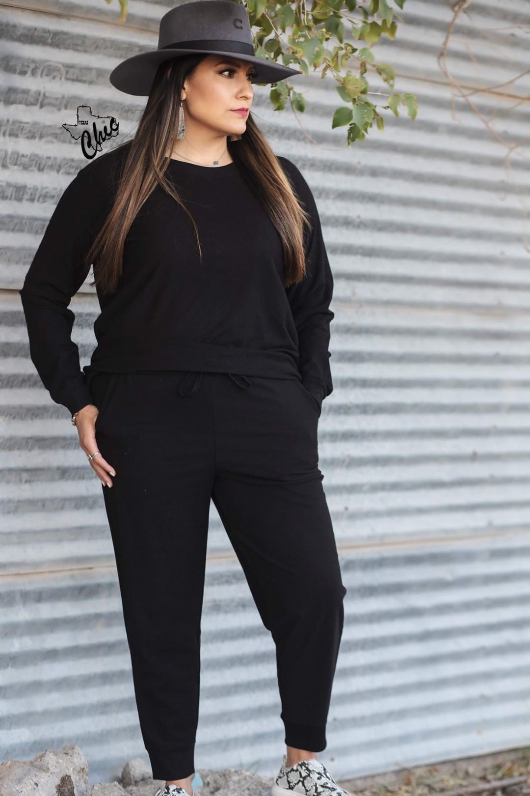 Black jogger set